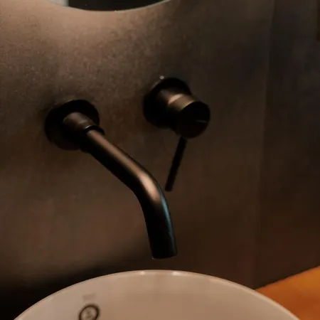 Neutral Haven * Nauplion