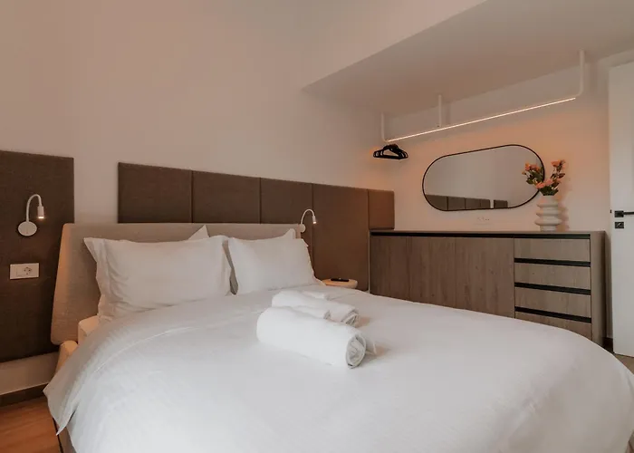 Neutral Haven Villa *