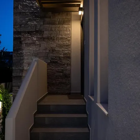 Neutral Haven Nafplio