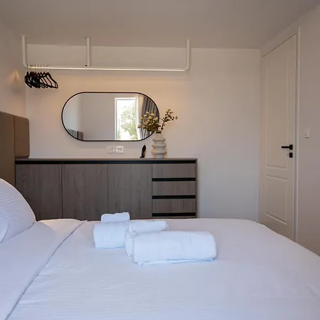 Neutral Haven Villa *