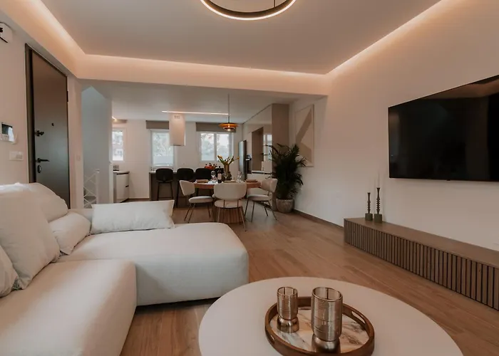 Villa Neutral Haven *