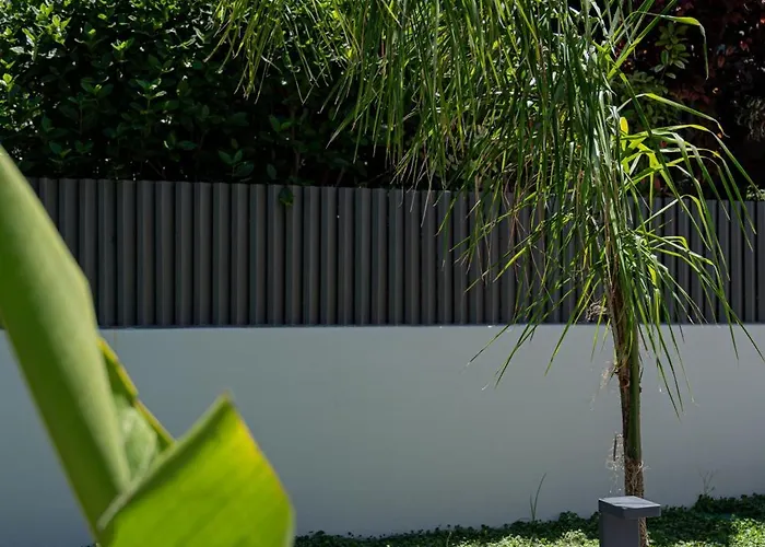 Neutral Haven Villa *