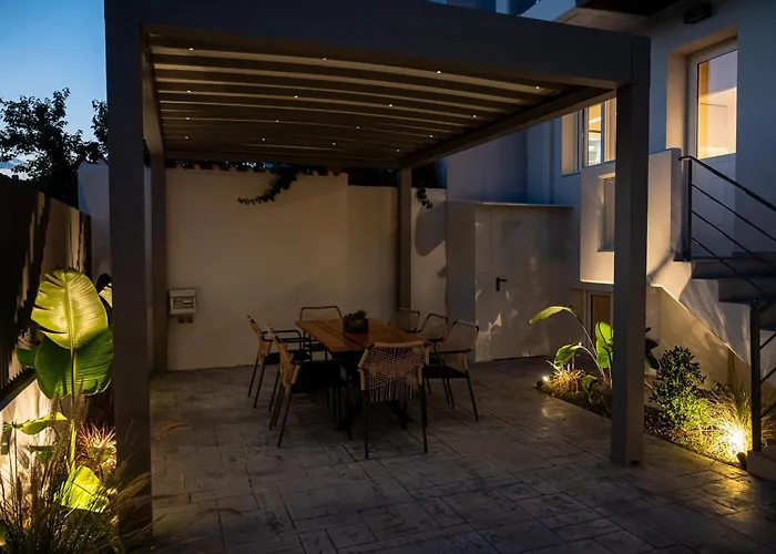 Villa Neutral Haven *