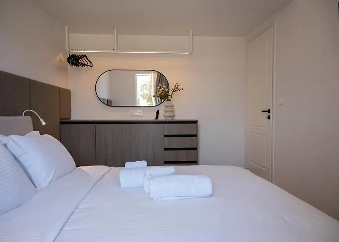 Neutral Haven Villa *